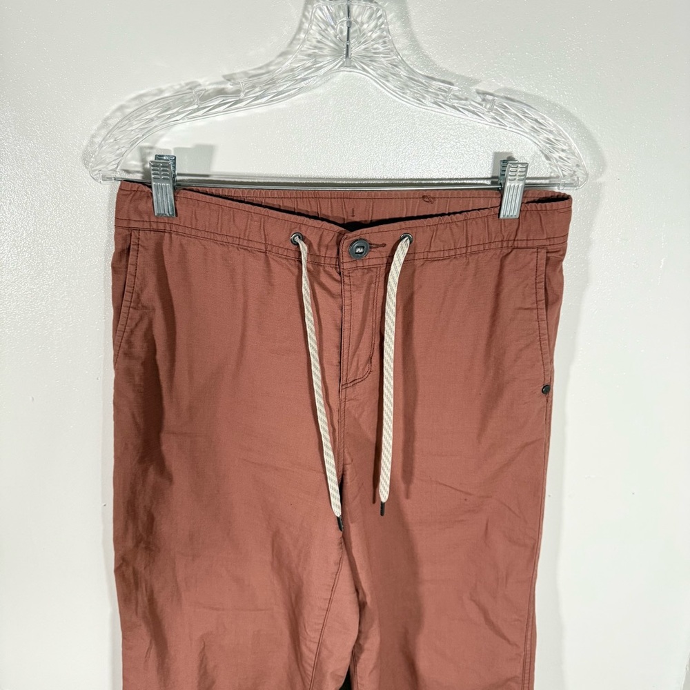 Vuori Wide Leg Cropped Drawstring Pants in Dusty Rose - Picture 5 of 11